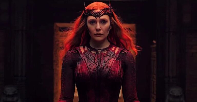 Doctor Strange 2: uno sguardo ravvicinato al costume di Scarlet Witch