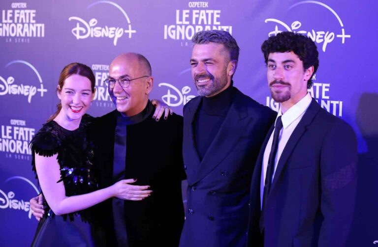 Le fate ignoranti, Ferzan Ozpetek presenta la serie Star per Disney+