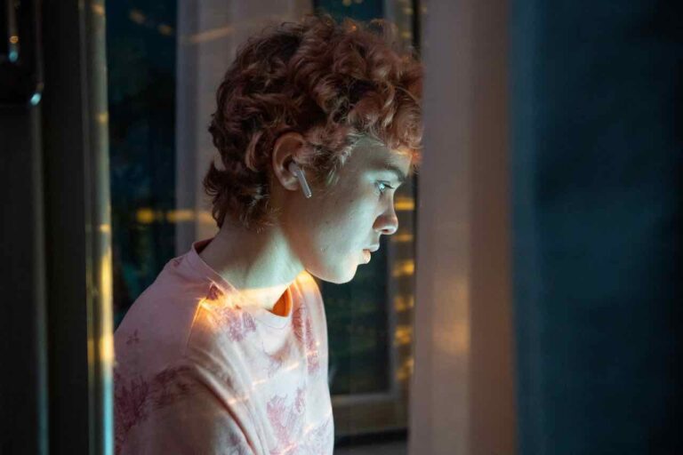 Vetro, la recensione del film di Domenico Croce
