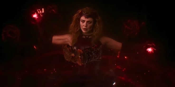 Scarlet-Witch-Darkhold-in-WandaVision