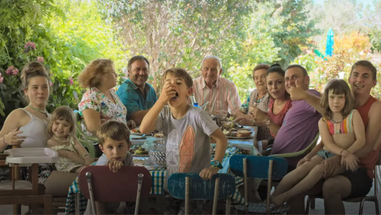 Alcarràs – L’ultimo raccolto, recensione del film di Carla Simón