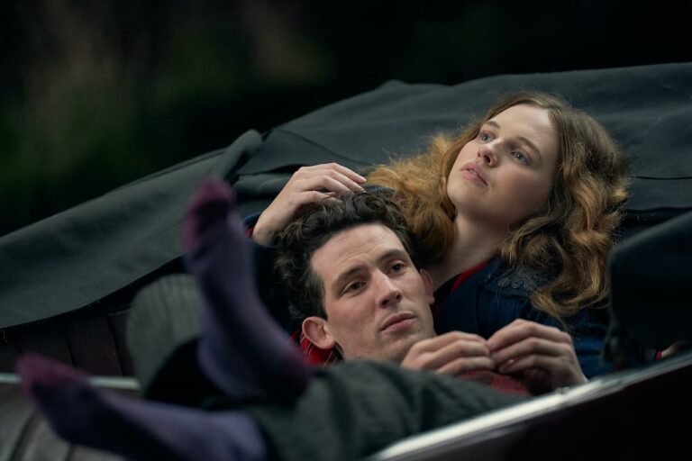 Secret Love: una clip dal film di Eva Husson con Josh O’Connor e Odessa Young