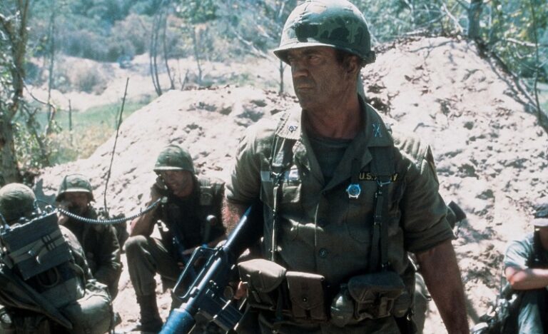 We Were Soldiers: trama, cast e la vera storia dietro il film