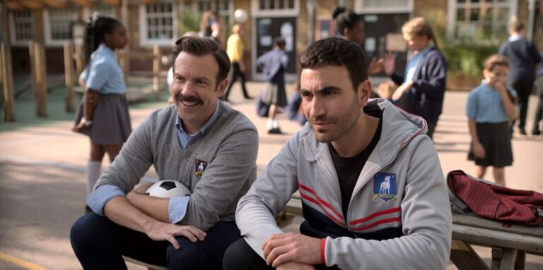 Ted Lasso: via libera per la quarta stagione con il ritorno dei membri del cast