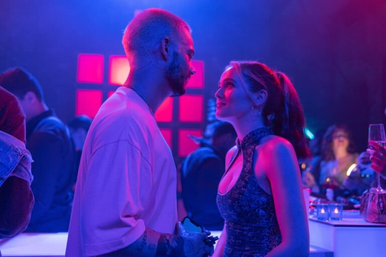 Not Okay: trailer del nuovo film in arrivo su Disney+