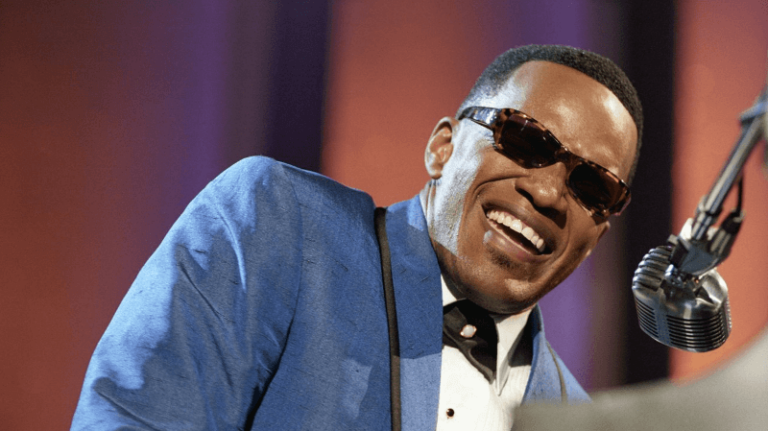 Ray: le curiosità e la vera storia dietro al film con Jamie Foxx