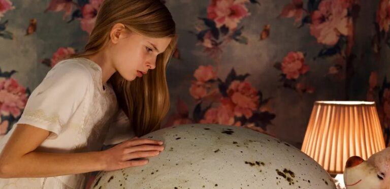 Hatching – La forma del male: intervista alla regista Hanna Bergholm