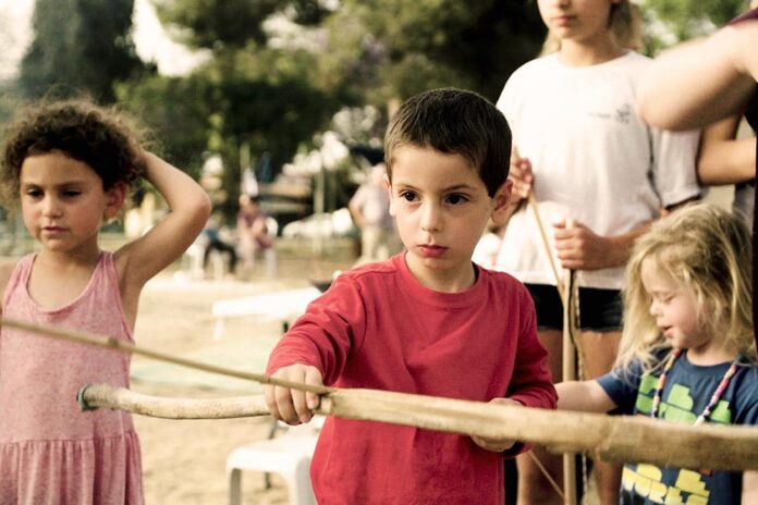 Innocence di guy Davidi