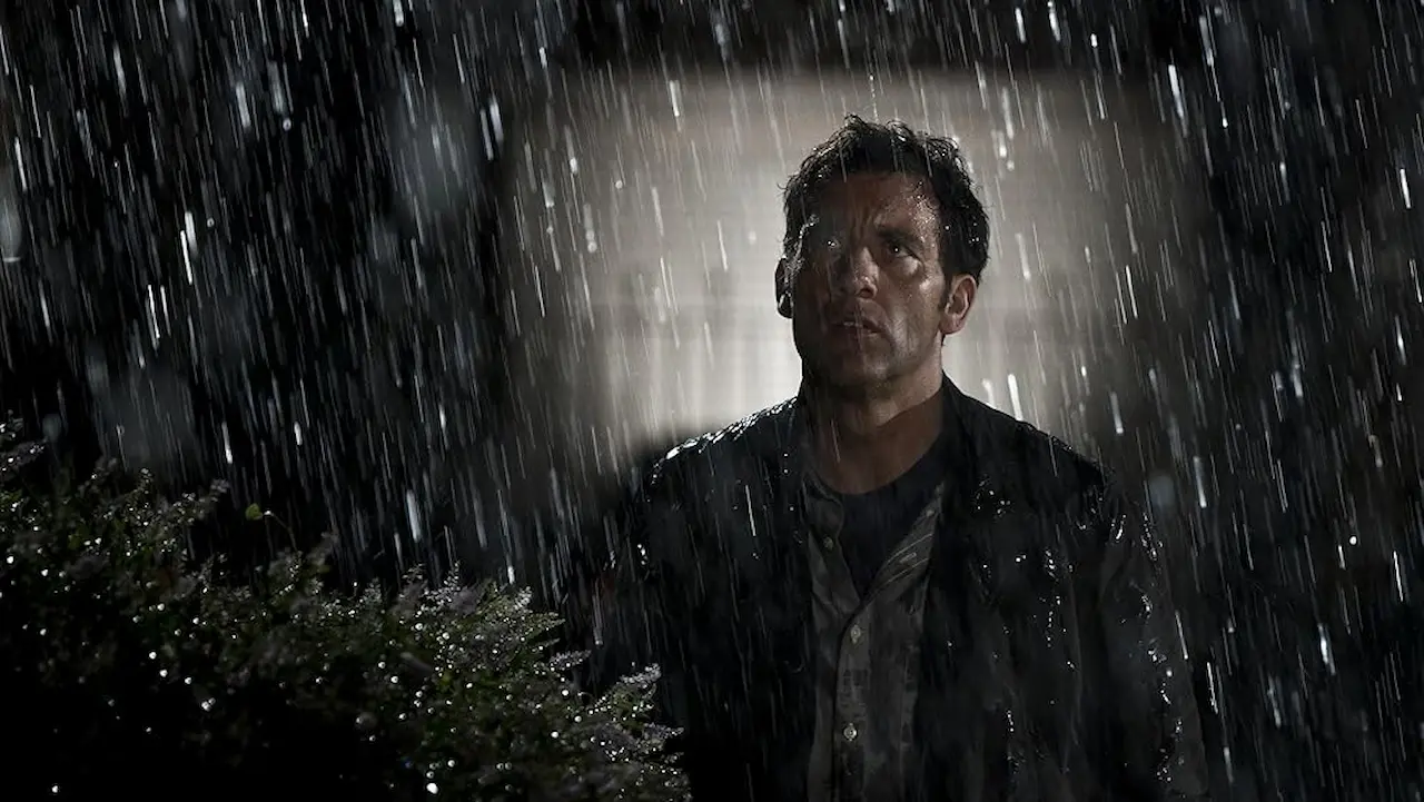 Clive Owen in Intruders