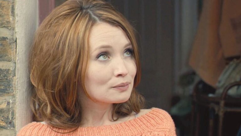 Emily Browning: 10 cose che non sai sull’attrice