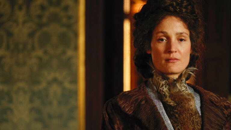 Il Corsetto Dell’Imperatrice: trailer del film con Vicky Krieps