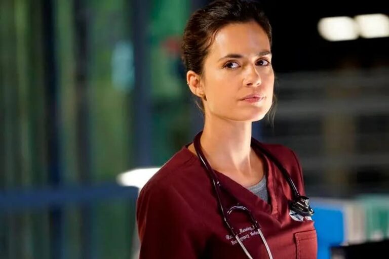 Torrey DeVitto: 10 cose che non sai sull’attrice