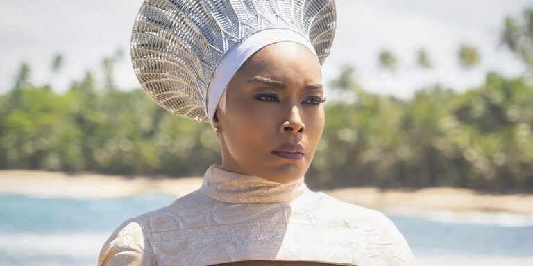 Angela Bassett vince ai Golden Globes 2023, è la prima volta per il Marvel Cinematic Universe
