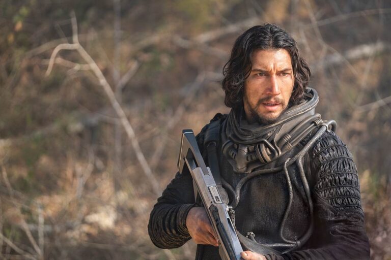 Adam Driver nel trailer italiano di 65: Fuga dalla Terra Adam Driver nel trailer italiano di 65: Fuga dalla Terra