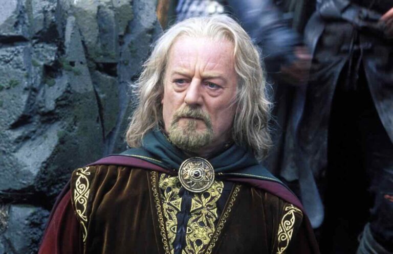 Il Signore degli Anelli: Bernard Hill critica la serie TV di Amazon definendola “un’impresa per fare soldi”