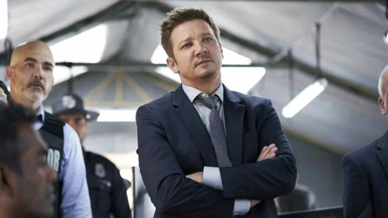 Jeremy Renner in condizioni “critiche ma stabili” a seguito di un incidente