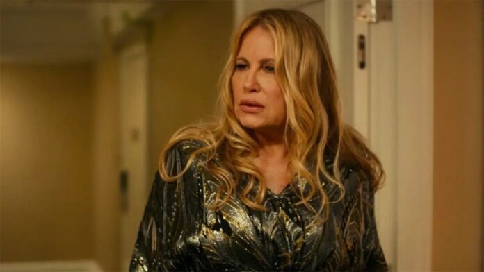 Jennifer-Coolidge-The-White-Lotus