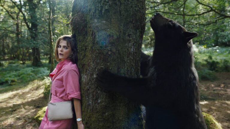 Cocainorso in streaming su NOW e in tv su SKY