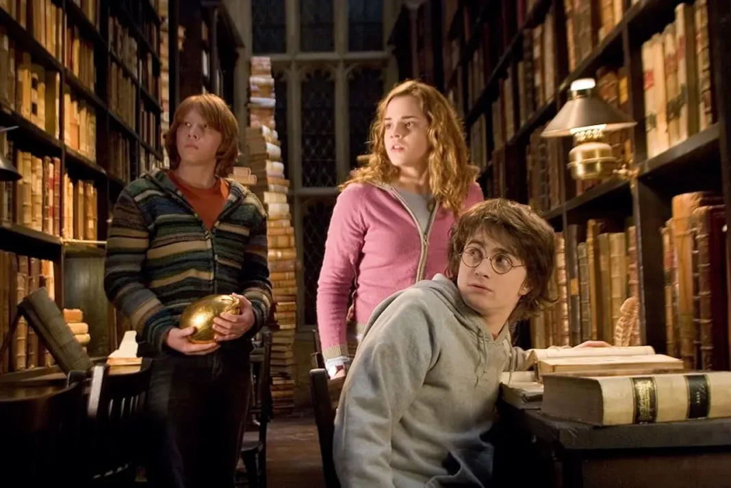 Rupert Grint, Daniel Radcliffe ed Emma Watson in Harry Potter e il calice di fuoco