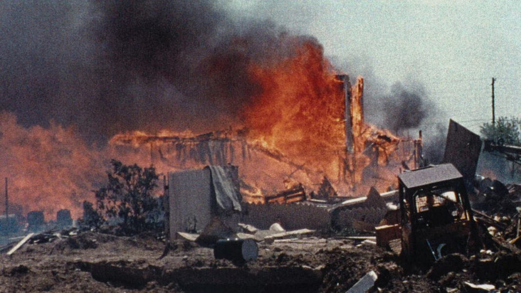 L'assedio di Waco incendio