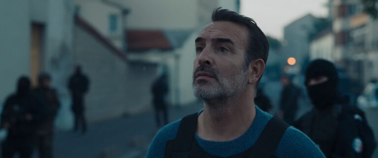 November – I cinque giorni dopo il Bataclan, recensione del film con Jean Dujardin