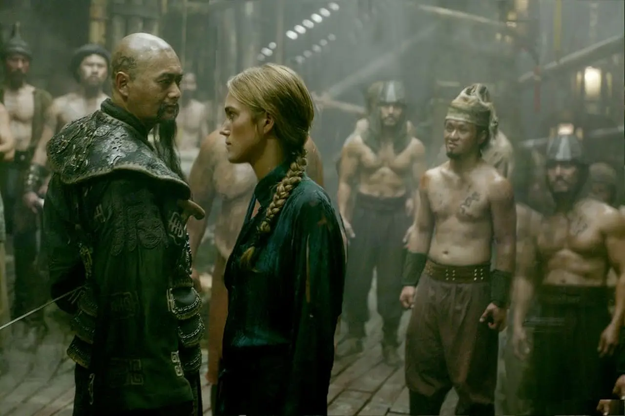 Chow Yun-Fat, Keira Knightley e Albert 'Sumo' Lee in Pirati dei Caraibi - Ai confini del mondo