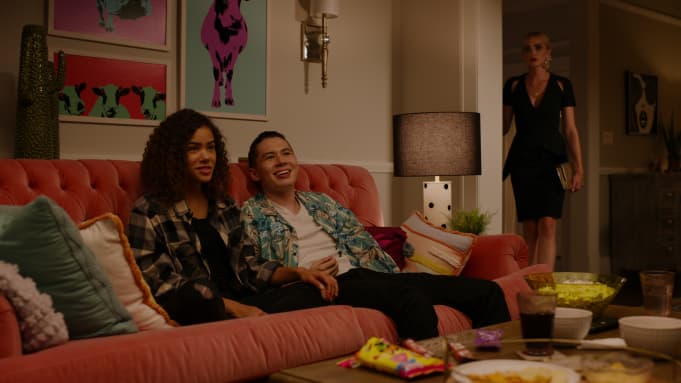 Ginny & Georgia rinnovata terza e quarta stagione su Netflix