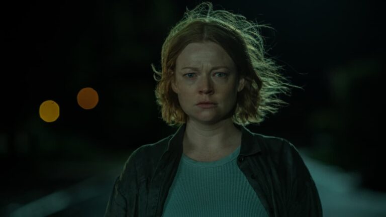 Sarah Snook affronta i fantasmi del suo passato nel primo trailer di Il morso del coniglio (Run Rabbit Run)