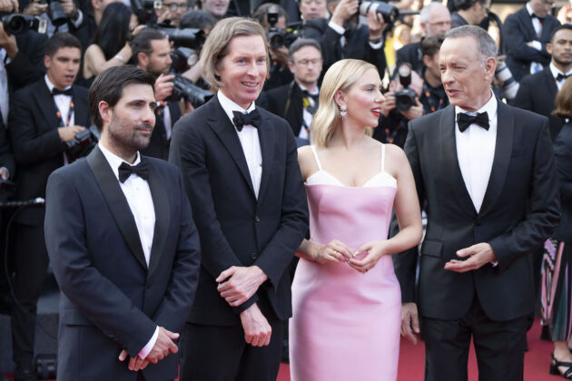 Jason Schwartzman, Wes Anderson, Scarlett Johansson e Tom Hanks