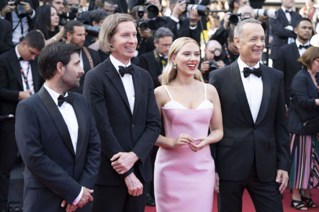 Jason Schwartzman, Wes Anderson, Scarlett Johansson e Tom Hanks