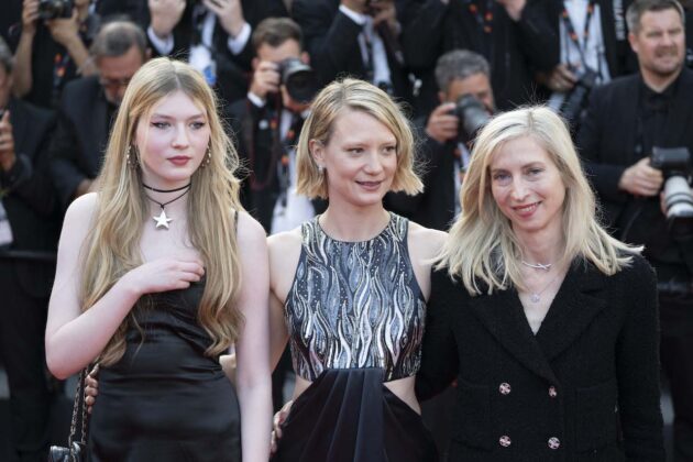 Jessica Hausner, Mia Wasikowska, Florence Baker