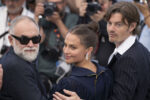 Jude Law, Karim Aïnouz, Alicia Vikander 01