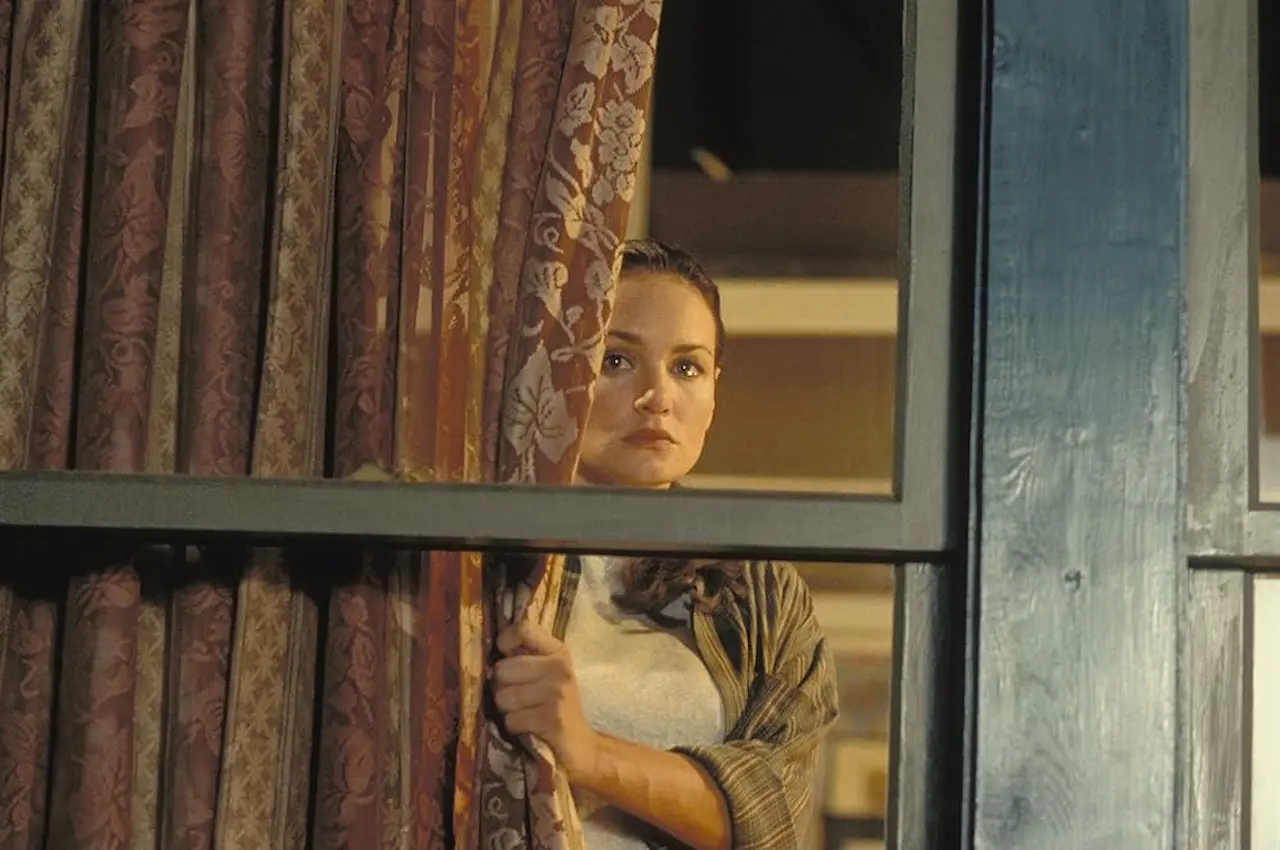 Kristen Cloke in Final Destination