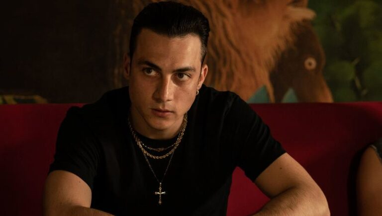 Matteo Paolillo: 10 cose che non sai sull’attore