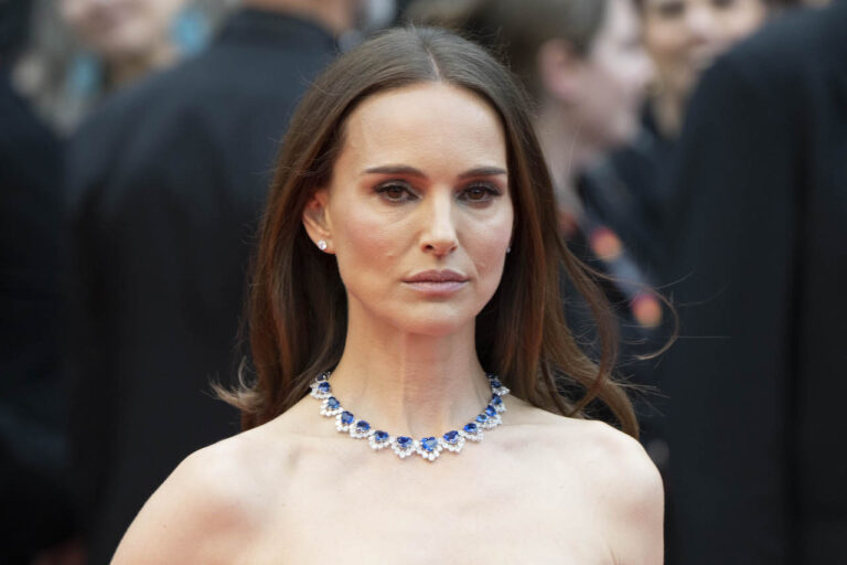 Natalie Portman pensa che l’idea di uno “sguardo femminile” sia “riduttiva dell’individualità delle donne”