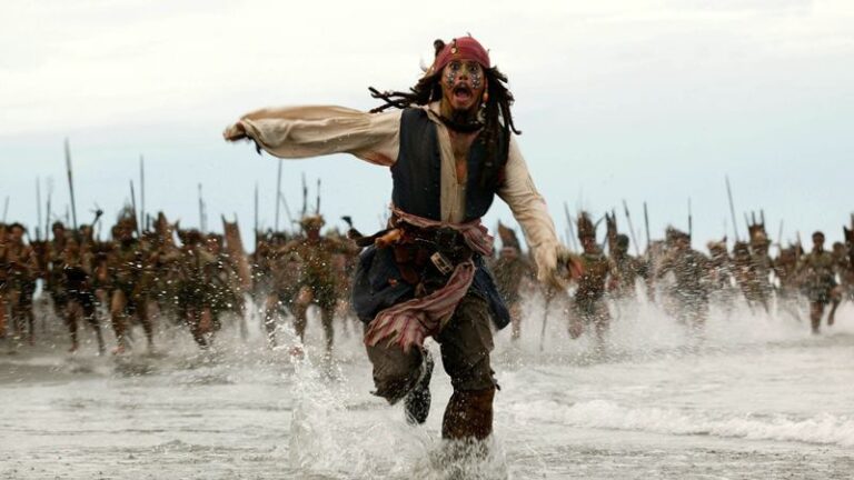 Pirati dei Caraibi 6: il produttore afferma che Johnny Depp tornerà, se tutto andrà come previsto Pirati dei Caraibi 6: il produttore afferma che Johnny Depp tornerà, se tutto andrà come previsto