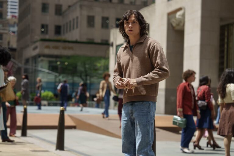 The Crowded Room: trailer della nuova serie interpretata e prodotta da Tom Holland