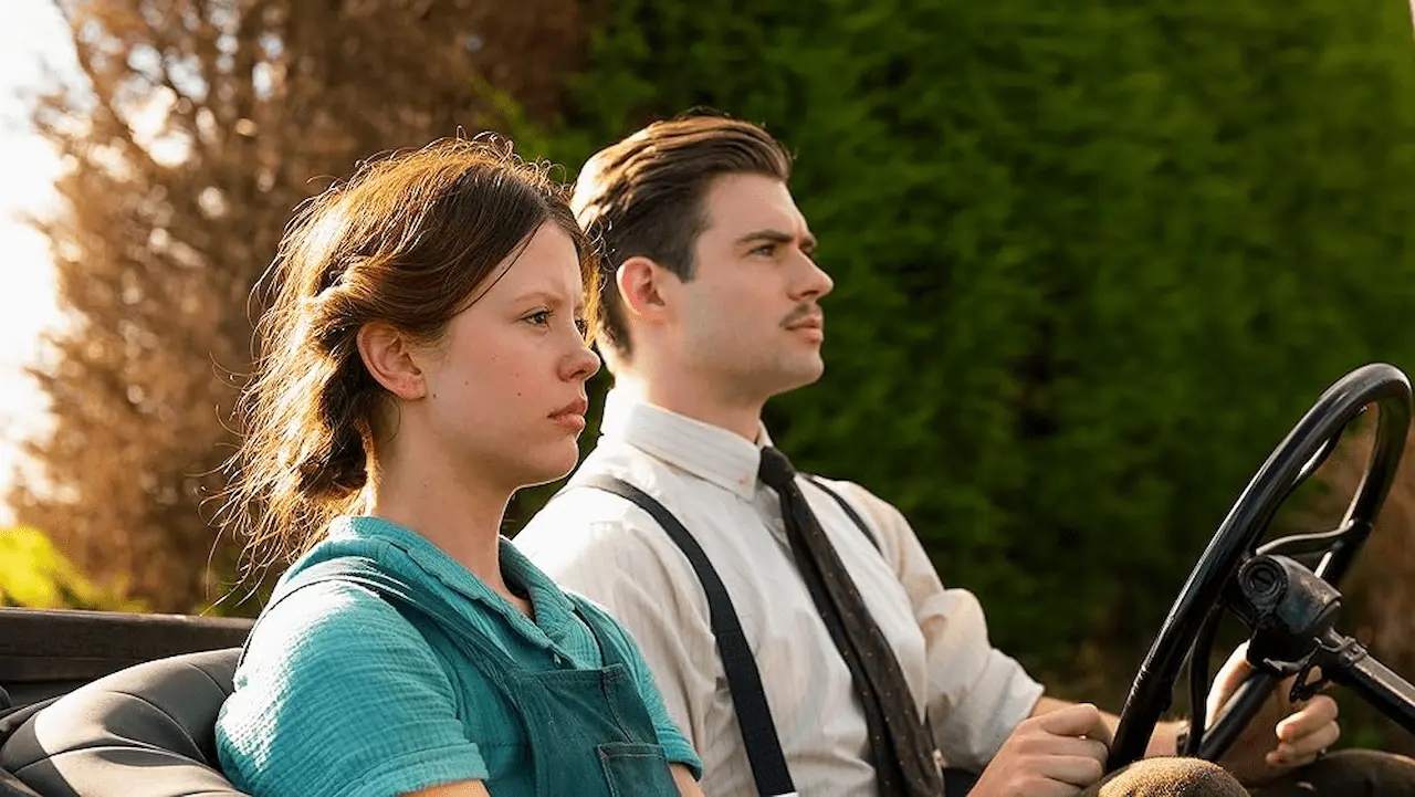 Mia Goth e David Corenswet in Pearl