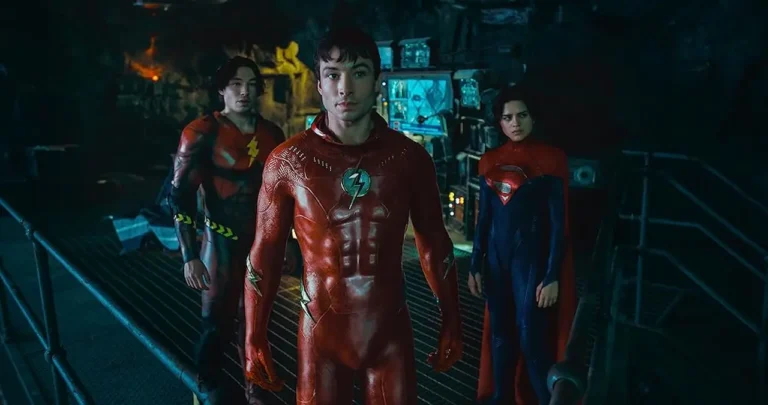 The Flash: tutti gli Easter Eggs e i riferimenti ai film DC