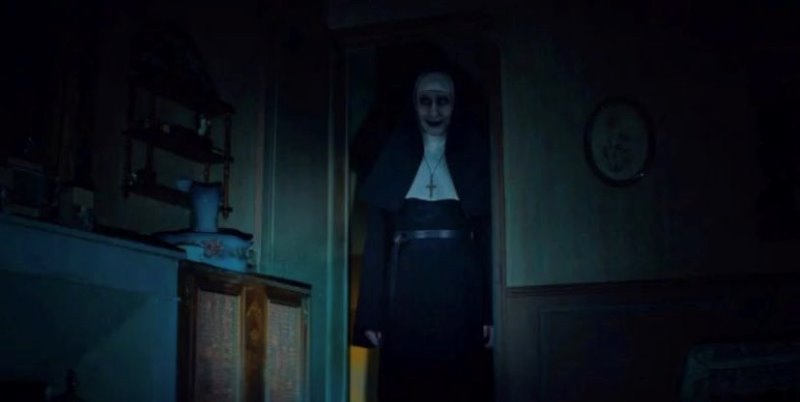 The-nun-2-valak