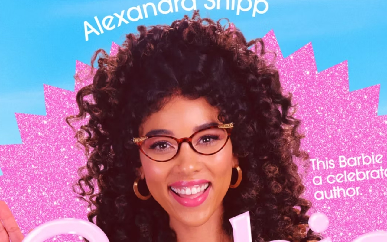 Alexandra Shipp - Barbie scrittrice 