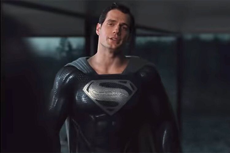 Henry-Cavill-Superman-DCEU