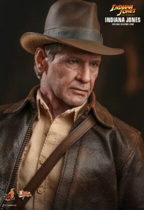 Indiana-Jones-Hot-Toys-action-figures-4