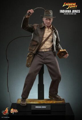 Indiana-Jones-Hot-Toys-action-figures-9