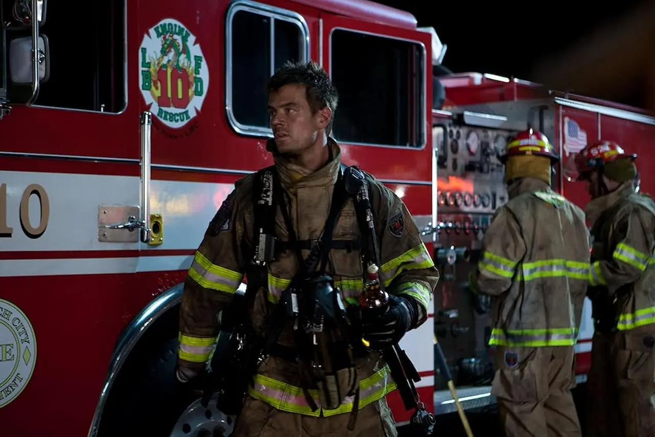Josh Duhamel in Fire with Fire
