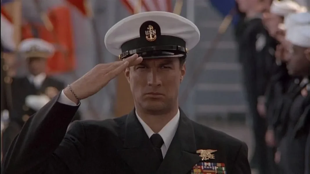 Steven Seagal in Trappola in alto mare