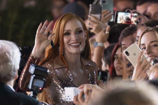 Jessica Chastain con i fan