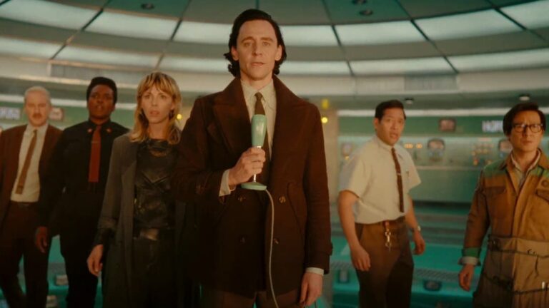 Loki 2: Tom Hiddleston corre contro il tempo per salvare il Multiverso nel nuovo video