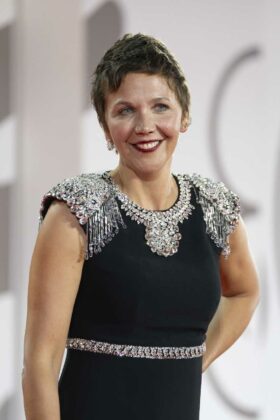 Maggie Gyllenhaal