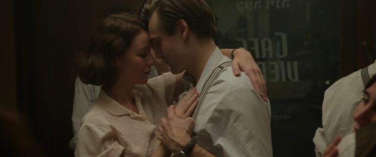 Shoshana, le prime foto del nuovo film con Douglas Booth